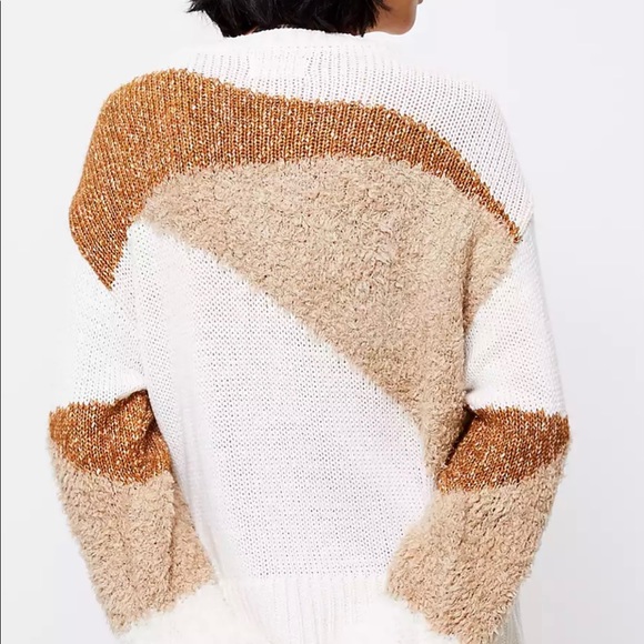 NWT Lou and Grey fuzzmarl sweater - Picture 2 of 2